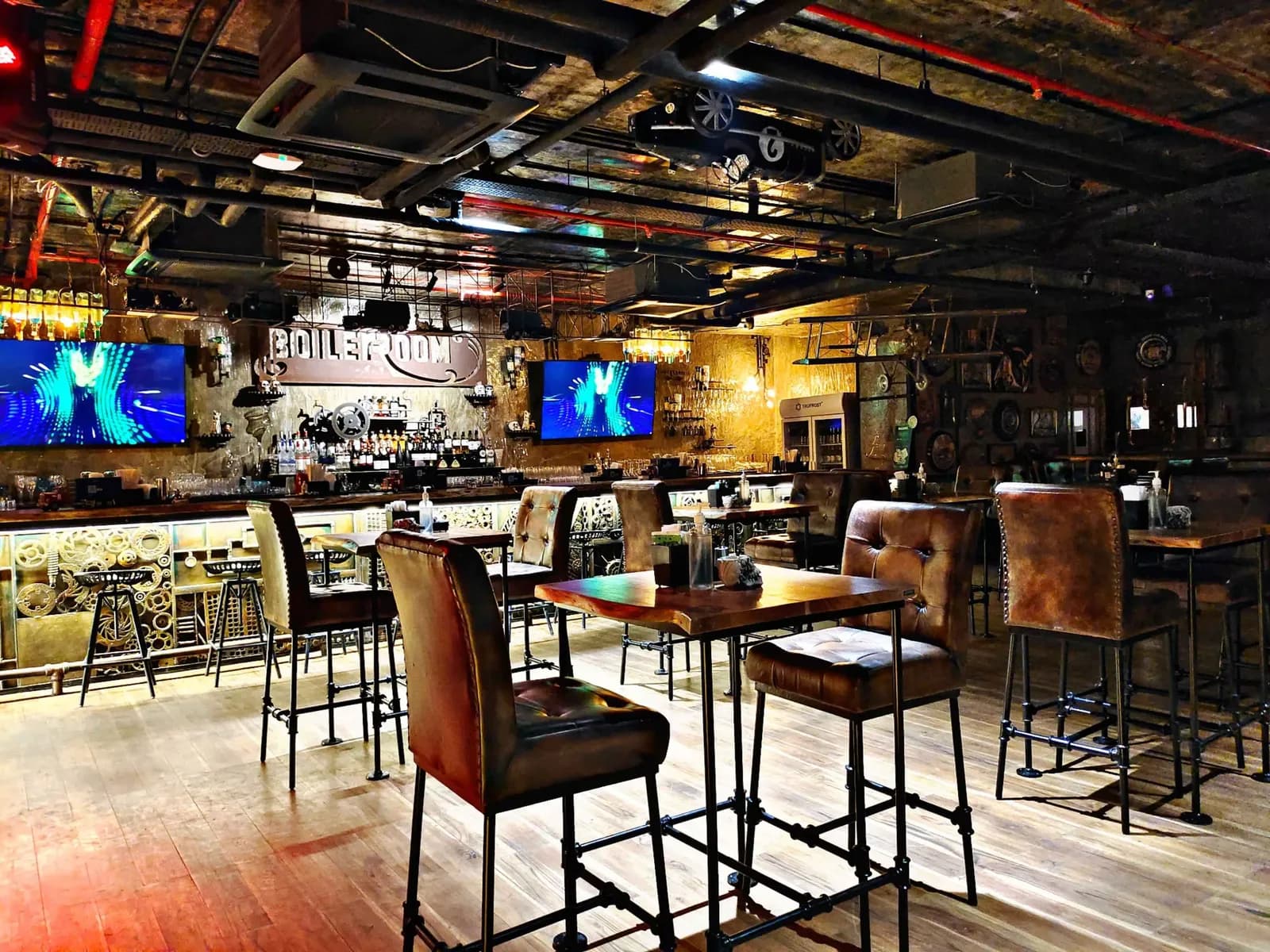 Boiler Room Club & Kitchen, photograph 5