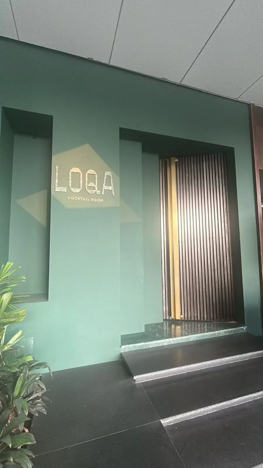 LOQA Cocktail Room, photograph 4