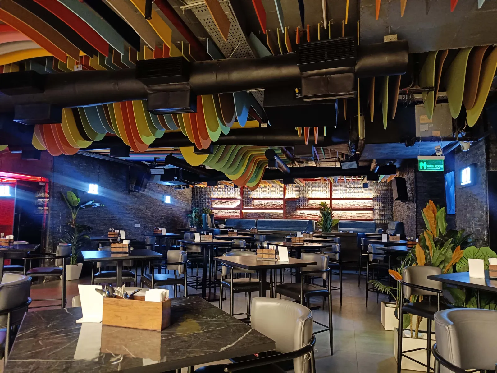 MAD Club & Kitchen, photograph 4