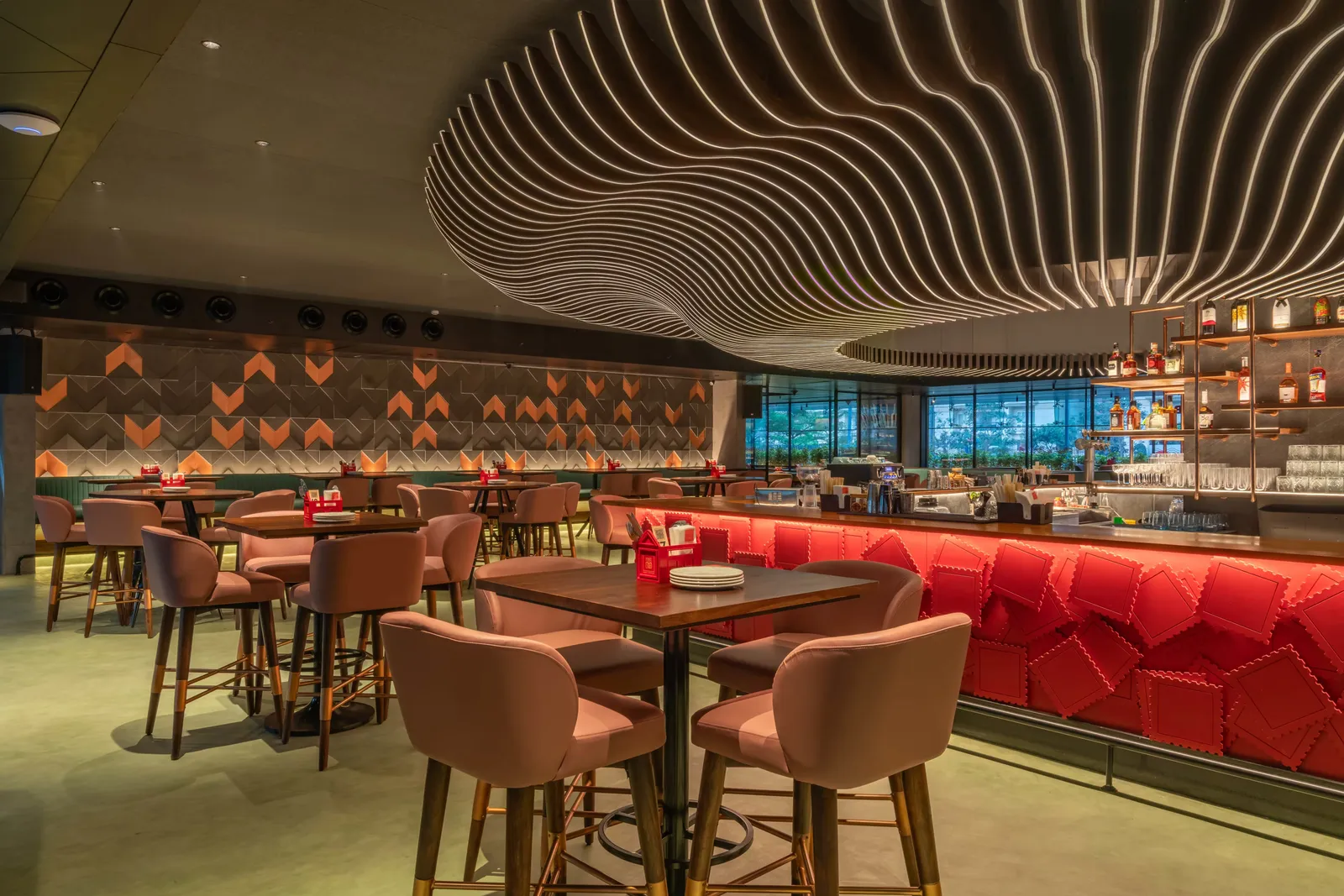 Post Card Global Tapas Bar, photograph 1