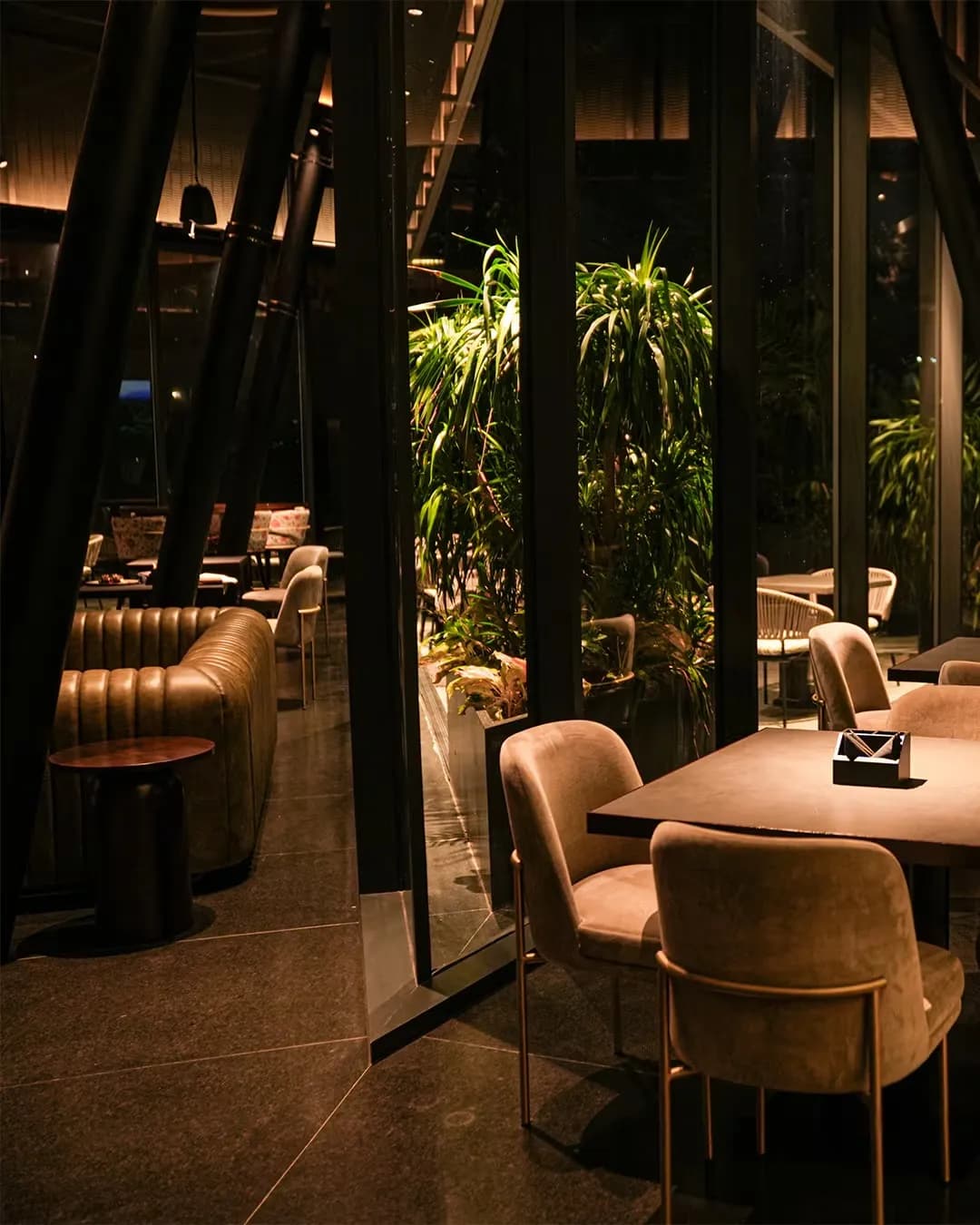 Qosa - Kitchen & Bar, photograph 2