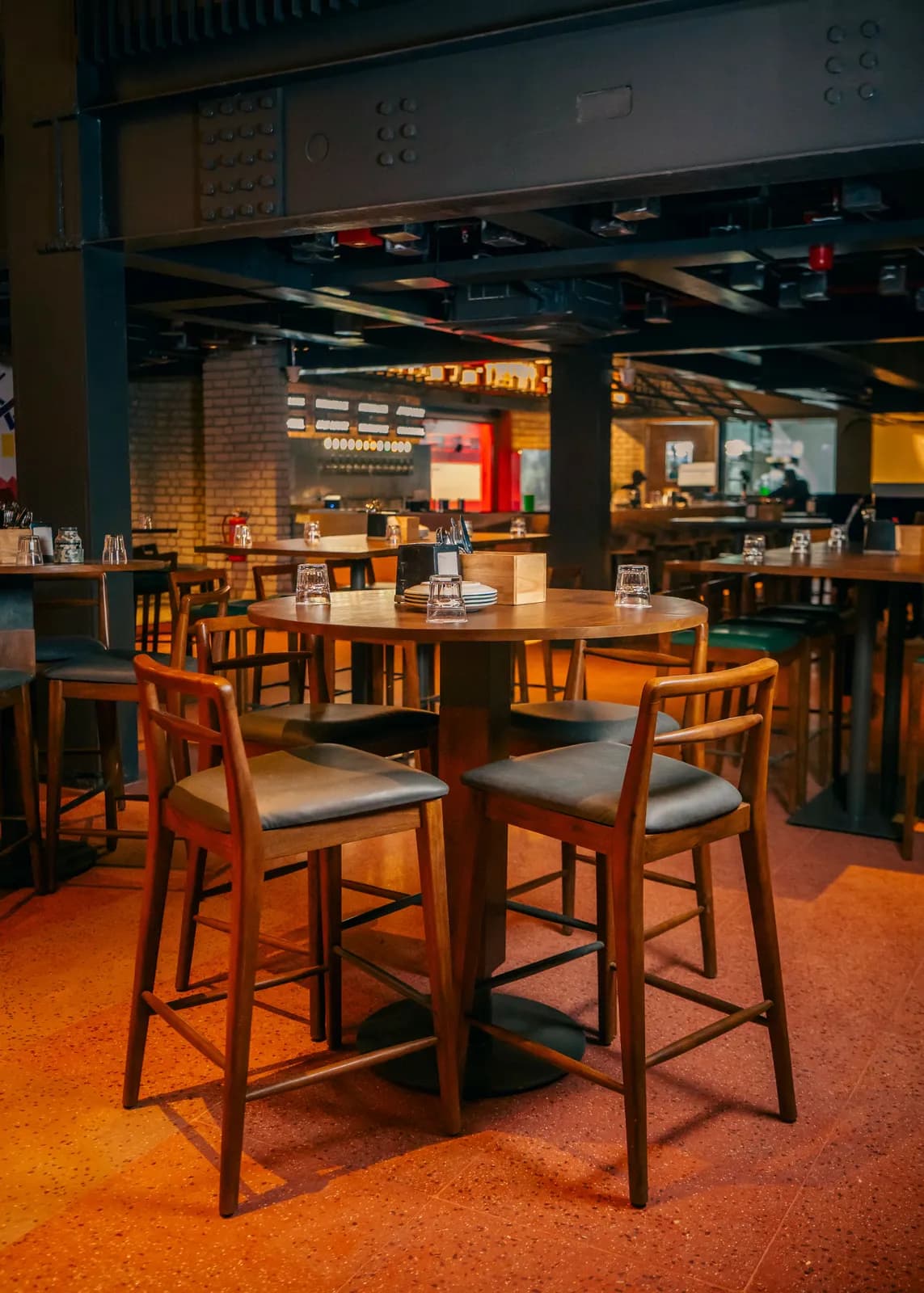 Red Rhino - Tap Room, photograph 6