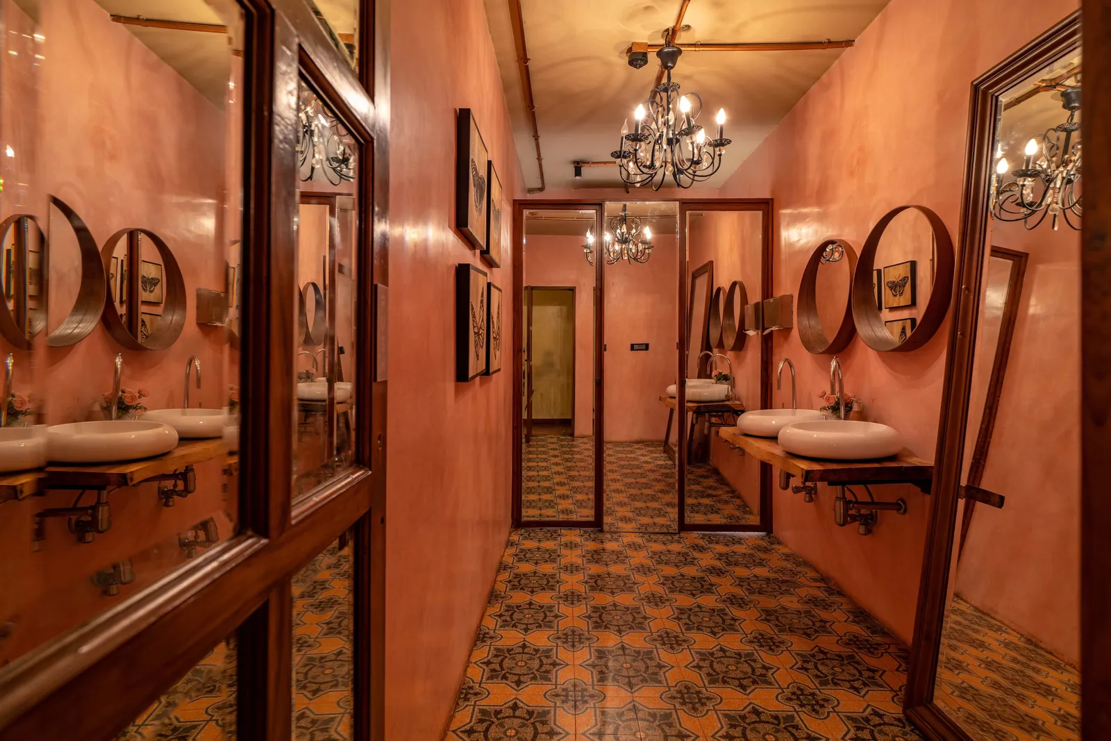 The Sanctuary Bar and Kitchen, photograph 12