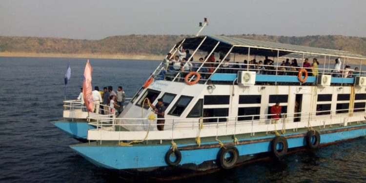 Hyderabad to Srisailam