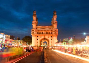 Heavenly touch to Hyderabad’s iconic monuments, stars were guides