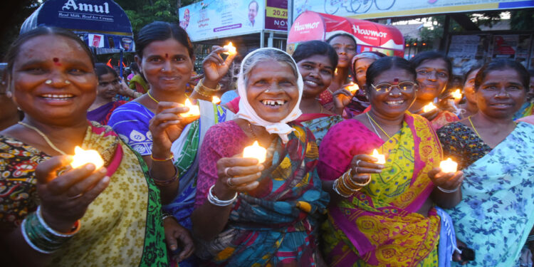 ‘Swatantra Bharata Vajrotsavalu’ concludes with patriotic fervour in Hyderabad