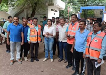 GHMC Commissioner Amrapali Kata instructs officials to develop Sundarayya Park.