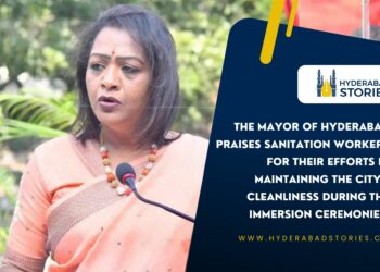 The Mayor of Hyderabad praises sanitation workers for their efforts in maintaining the city’s cleanliness during the immersion ceremonies.