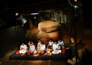 The Yellow Glow of Pathergatti: A 750-Year-Old Secret in the Heart of Hyderabad