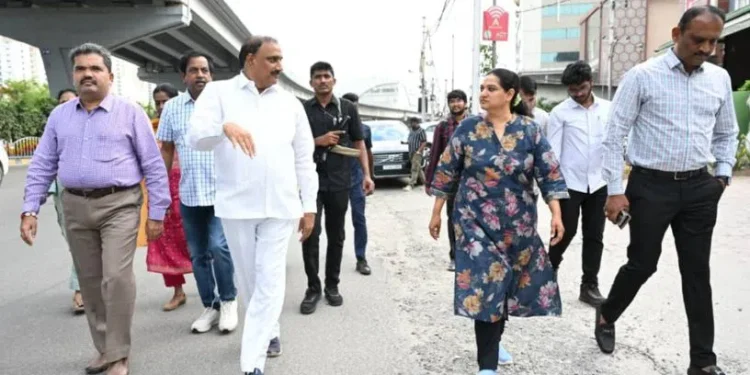 Decongesting the Tech Corridor: Work Speeds Up on the New 1.79 Km Miyapur–Allwyn Flyover
